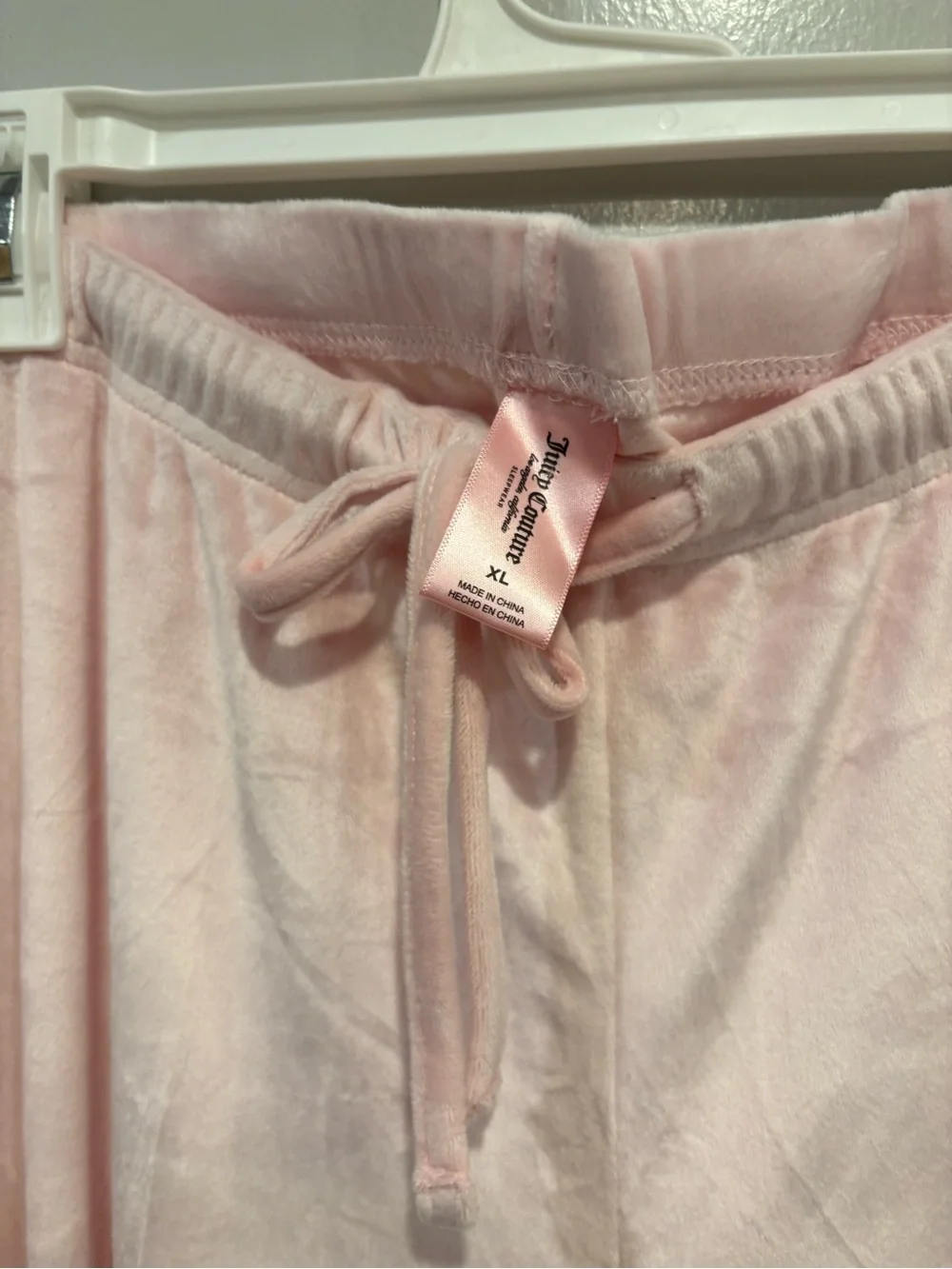 Juicy Couture Light Pink Velvet Fleece 2-Piece Lounge Set with Crystal Logo